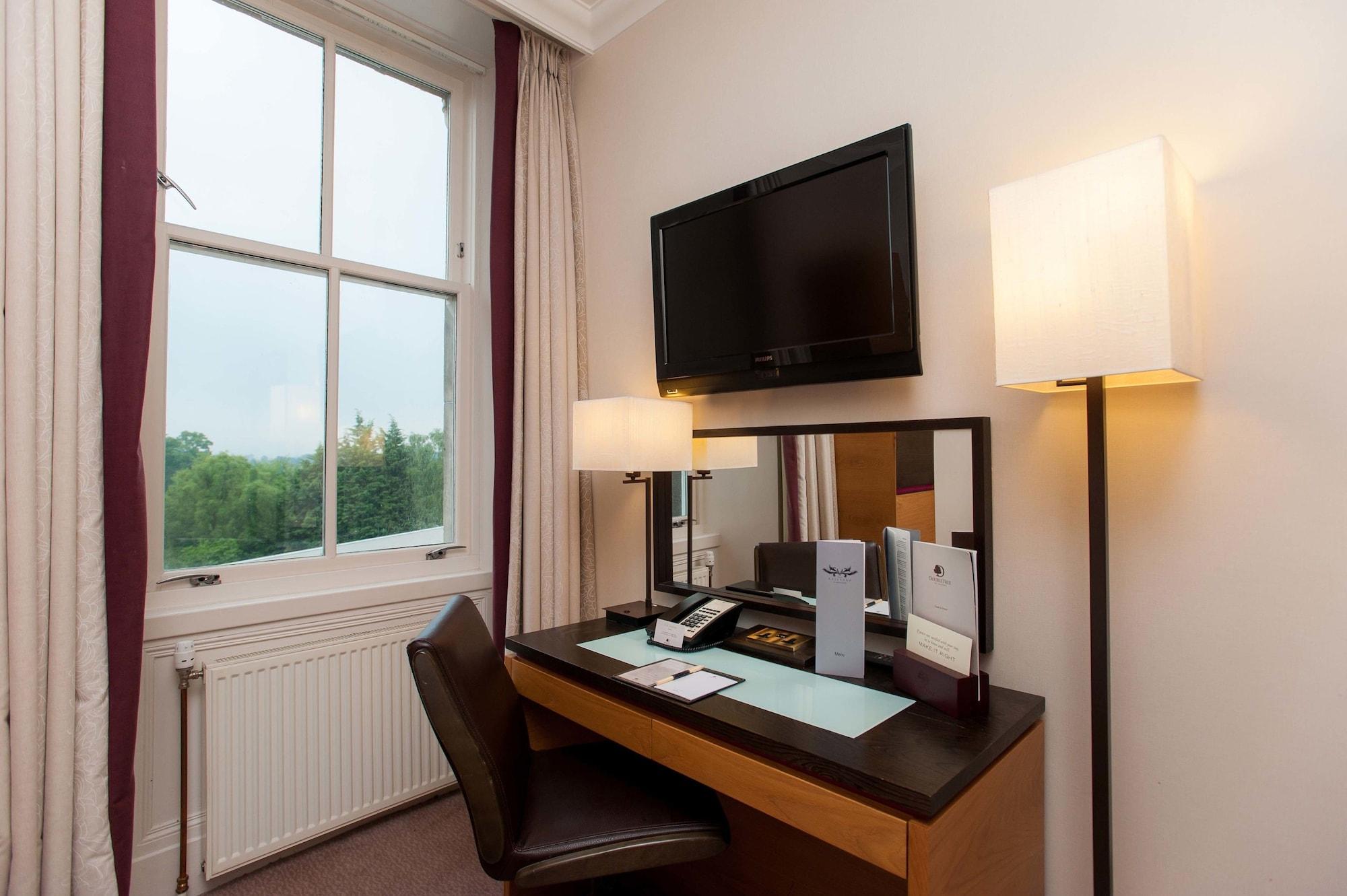 Doubletree By Hilton Dunblane Hydro Hotel Buitenkant foto